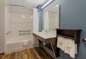 WoodSpring Suites Roanoke