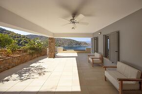 Crystal View Villa by Unique Villas Collection