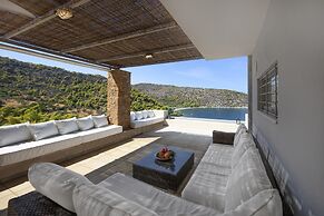 Crystal View Villa by Unique Villas Collection