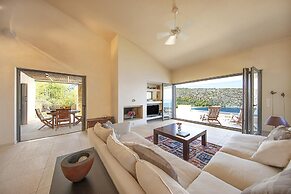 Crystal View Villa by Unique Villas Collection