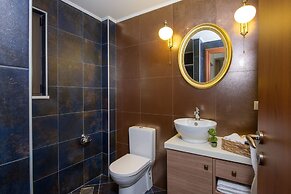 Serenity River Villa