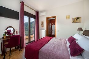 Serenity River Villa