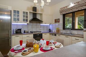 Serenity River Villa