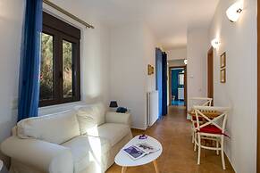 Serenity River Villa