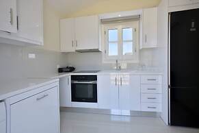 Luxury Bay View by Corfuescapes