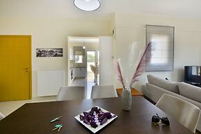 Luxury Bay View by Corfuescapes