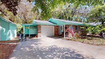 A Hidden Gem Duplex 2 Bedroom Duplex