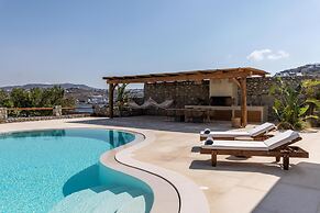 Island Times Villa by Unique Villas Collection