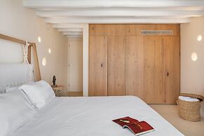 Island Times Villa by Unique Villas Collection