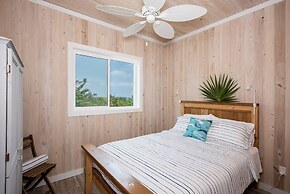 Flipper Refuge 2 Bedroom Cottage