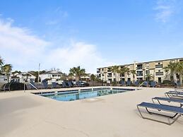 A Place At The Beach #3c 2 Bedroom Condo by RedAwning