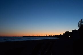 Lake Haven Beach Resort