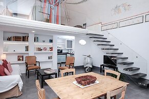 Vespa Studio Loft Trastevere