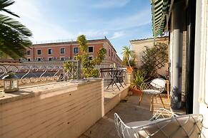 Lovely Apartment With Terrace Rome City Center