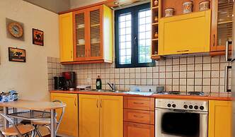 Mira El Mar by Corfuescapes