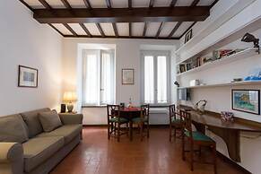 Campo de Fiori Lovely Apartment