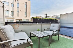 Central 3BDR Townhouse in Downsview Park