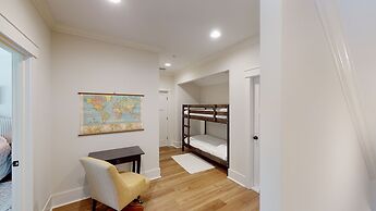 The Moorings Poolside 3 Bedroom Townhouse