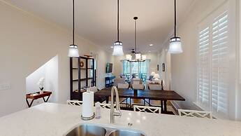 The Moorings Poolside 3 Bedroom Townhouse