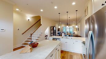 The Moorings Poolside 3 Bedroom Townhouse