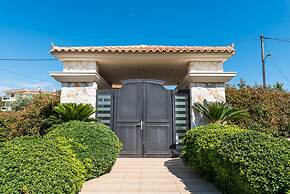 East Coast Mansion by Unique Villas Collection