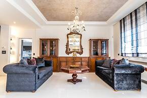 East Coast Mansion by Unique Villas Collection