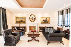 East Coast Mansion by Unique Villas Collection