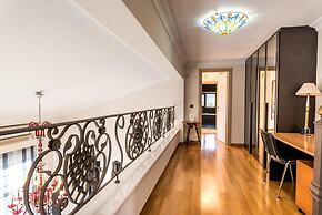 East Coast Mansion by Unique Villas Collection