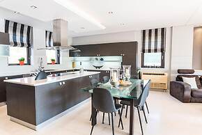 East Coast Mansion by Unique Villas Collection