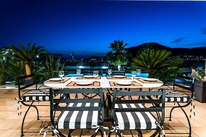 East Coast Mansion by Unique Villas Collection