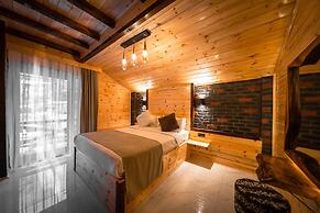 Abant Zumrut Dag Evi