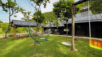 Abant Zumrut Dag Evi