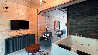 Abant Zumrut Dag Evi