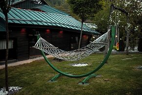 Abant Zumrut Dag Evi