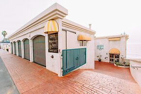 Seashore on the Sand