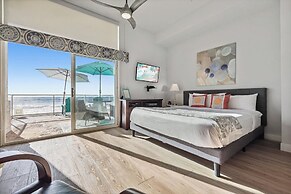 Seashore on the Sand