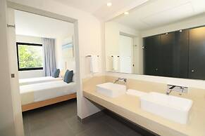 Nick Price Apartments by Spot Rentals