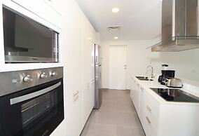 Nick Price Apartments by Spot Rentals