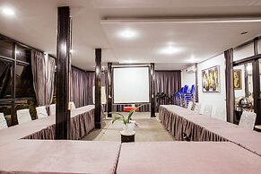 Miracle Signature Hills