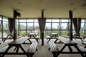 Miracle Signature Hills