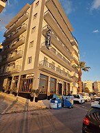 Hotel Queens Leriotis