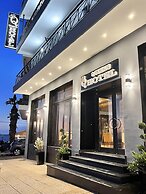 Hotel Queens Leriotis