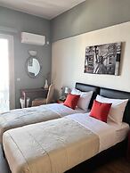 Hotel Queens Leriotis