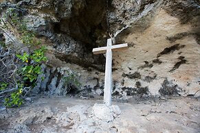 Cabagnow Seaside Resort