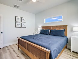 Bay Breeze 3 Bedroom Home by RedAwning