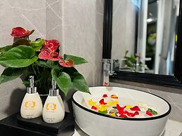 Hanoi Elpis Hotel & Spa