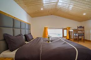 Mussoorie Estate by Dumnu Homes