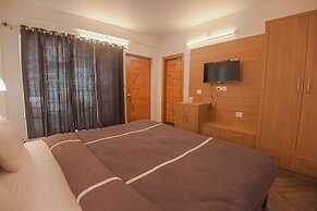 Mussoorie Estate by Dumnu Homes