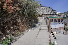 Mussoorie Estate by Dumnu Homes