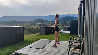 Ursa Mica Glamping Resort